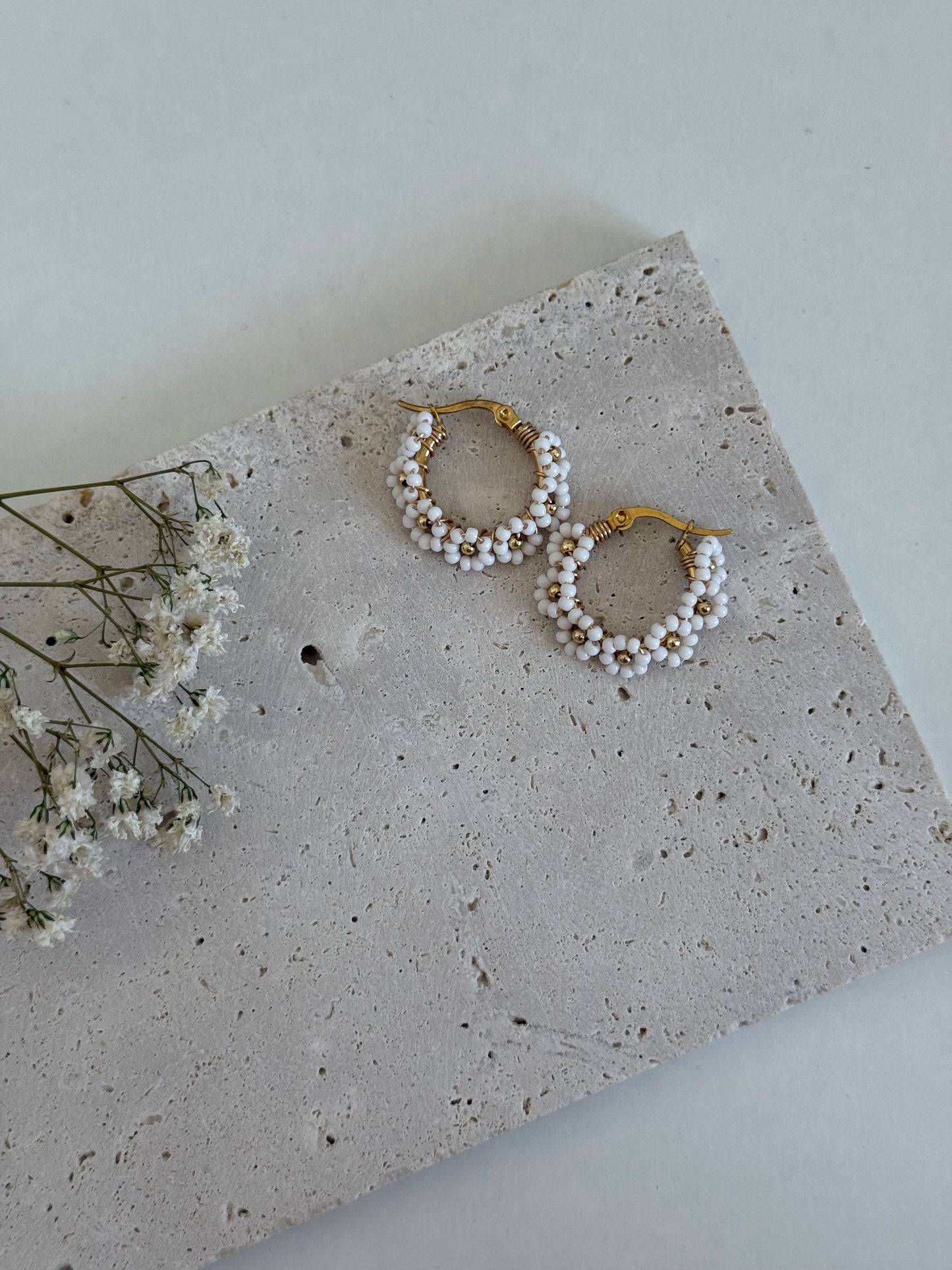 Bloom Hoops - Weiß