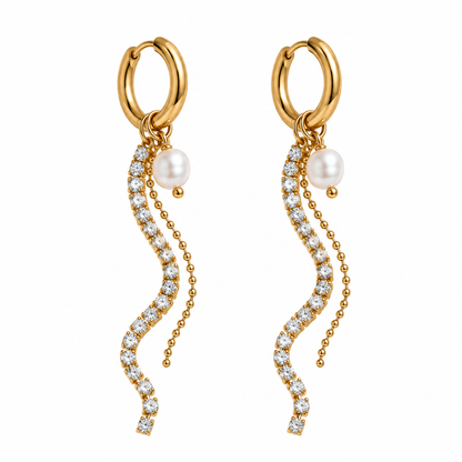Teardrop Pearl Ohrringe