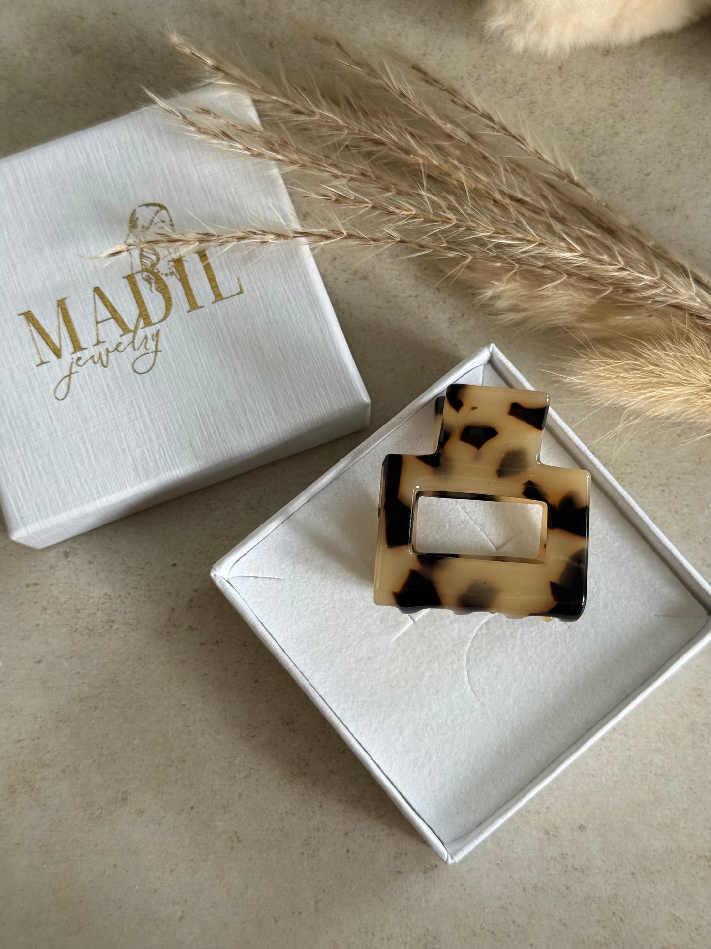 Elegant Square Clip | Leopard