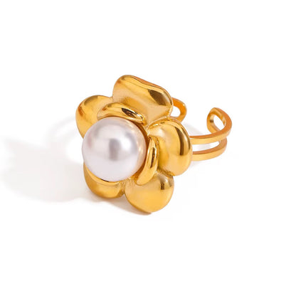Fleur Pearl Ring