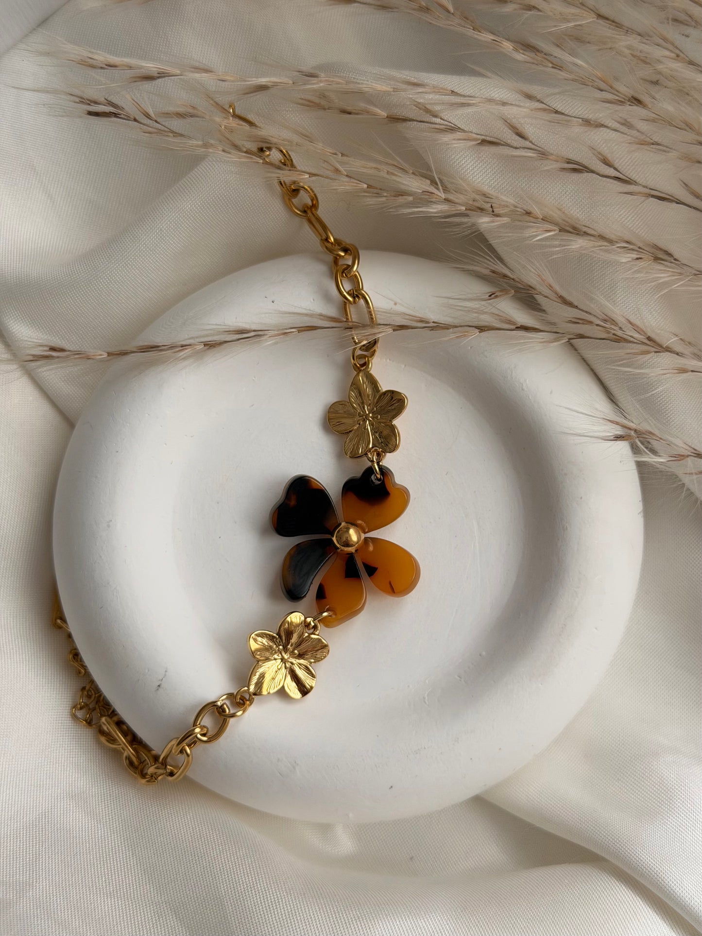 Amber Bloom Armband