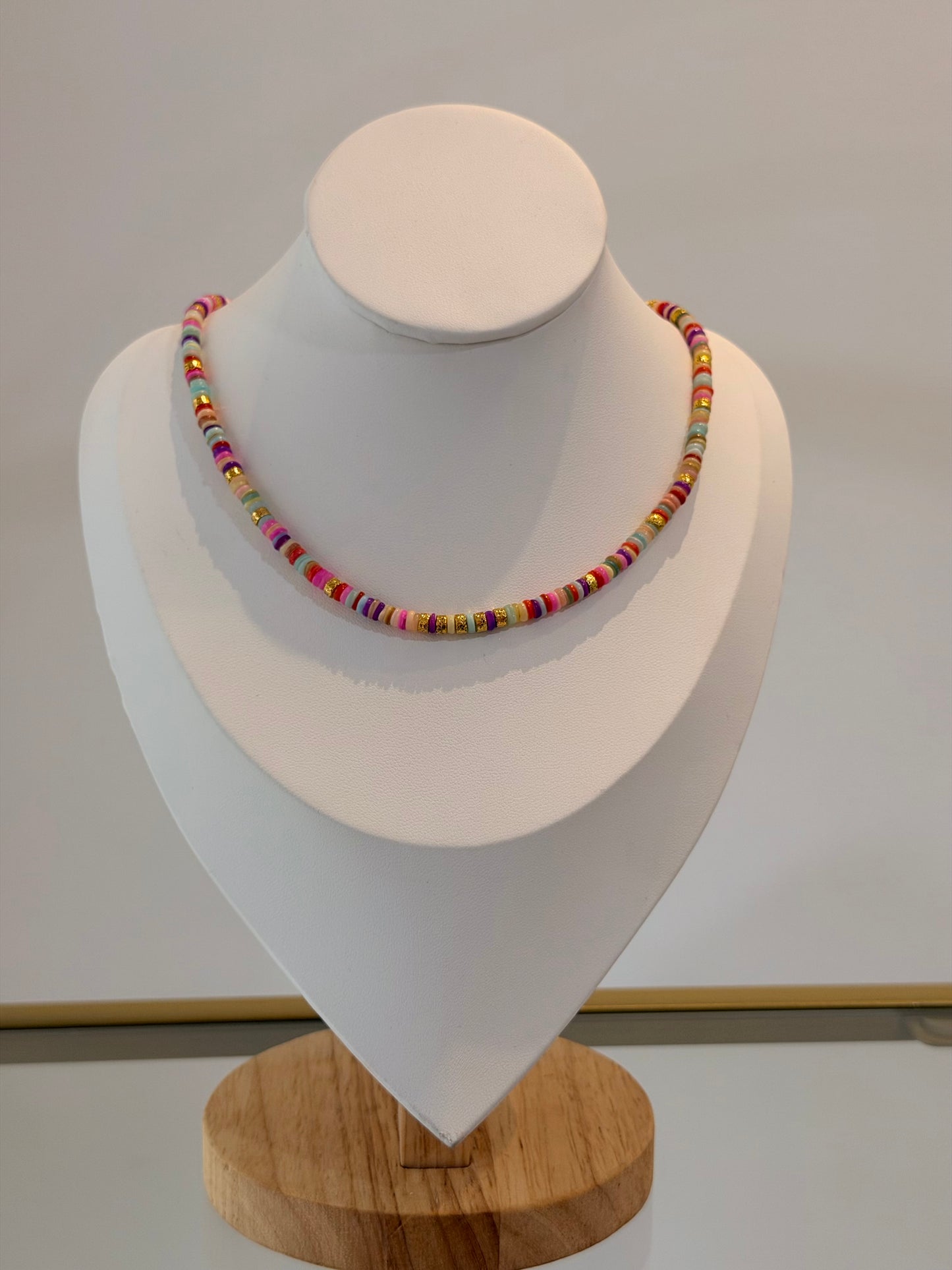 Bunte Perlenkette