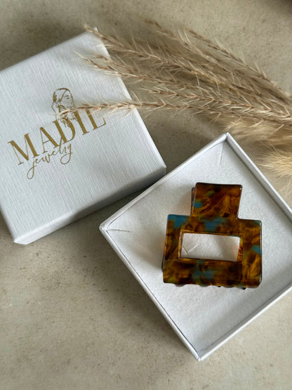 Elegant Square Clip | Amber Sky