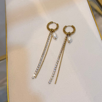 Teardrop Pearl Ohrringe
