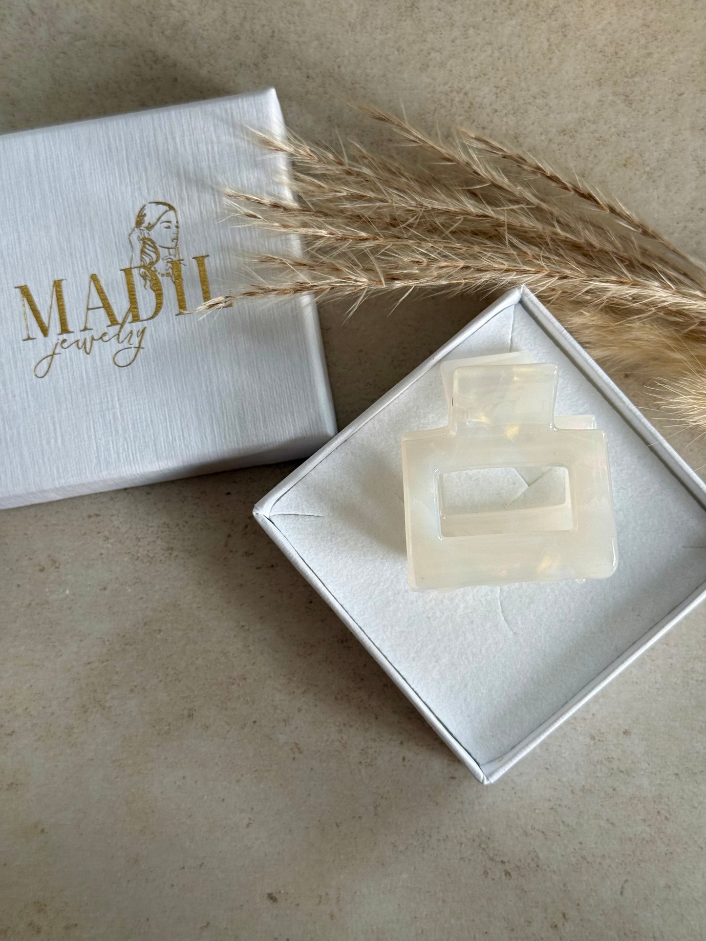 Elegant Square Clip | Classic
