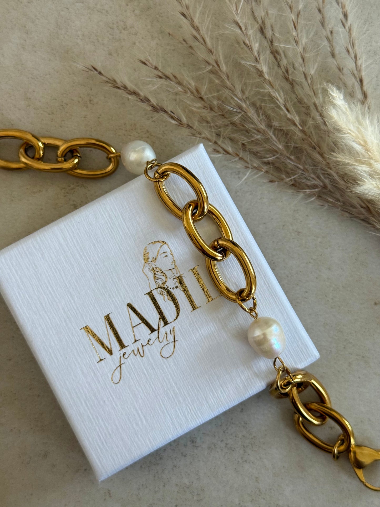 Golden Bond Pearl Armband