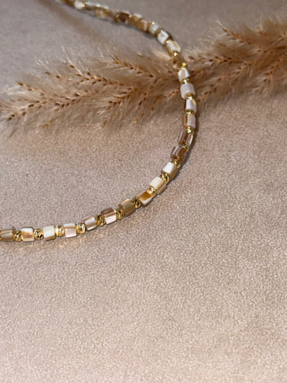 Perlenkette mit braunen Glasperlen